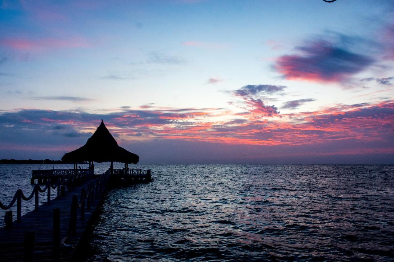 Tintipan Hotel Tintipan Island Экстерьер фото